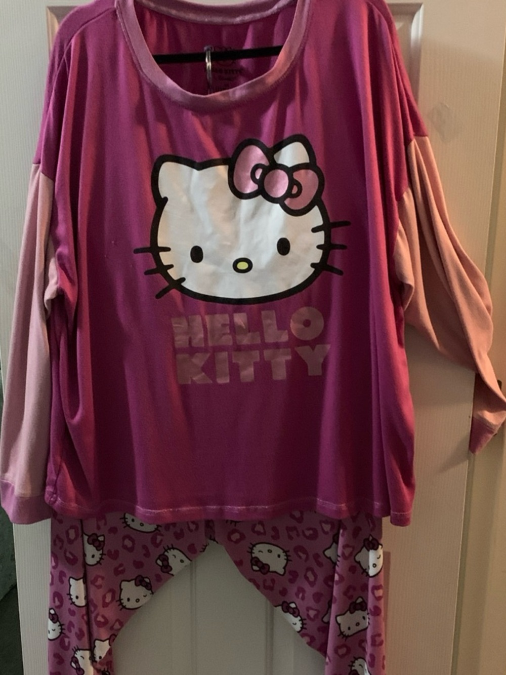 HELLO KITTY pajama set women 3X long Sleeve/leg - Picture 2 of 12